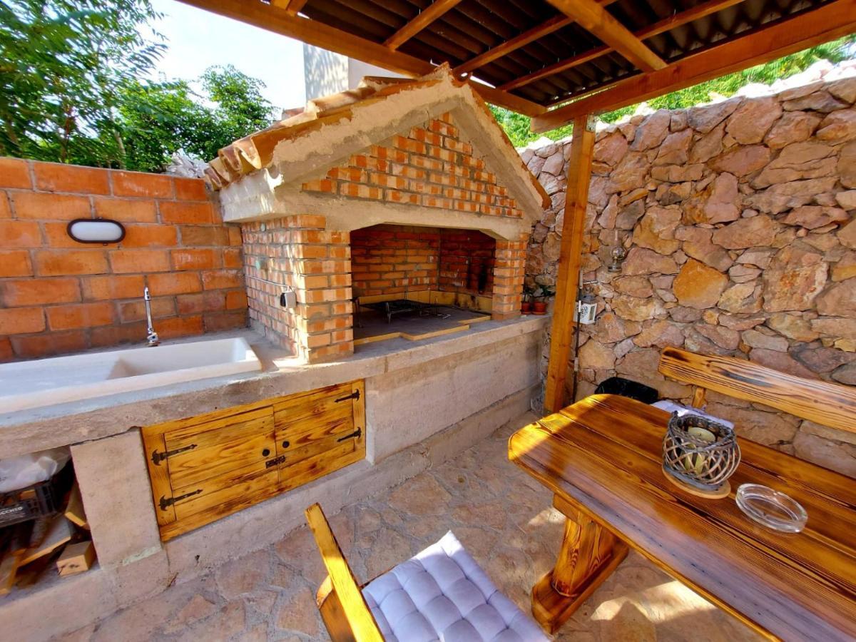 Zubovići Holiday House Pag מראה חיצוני תמונה